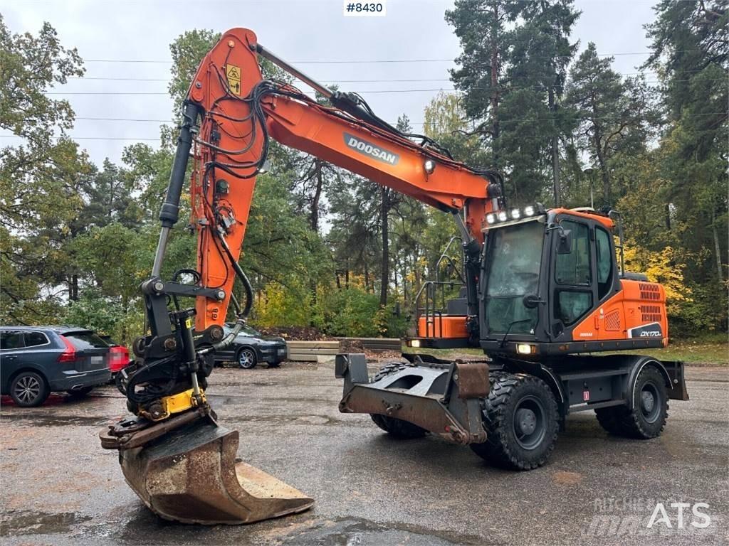 Doosan DX170W Колёсные экскаваторы