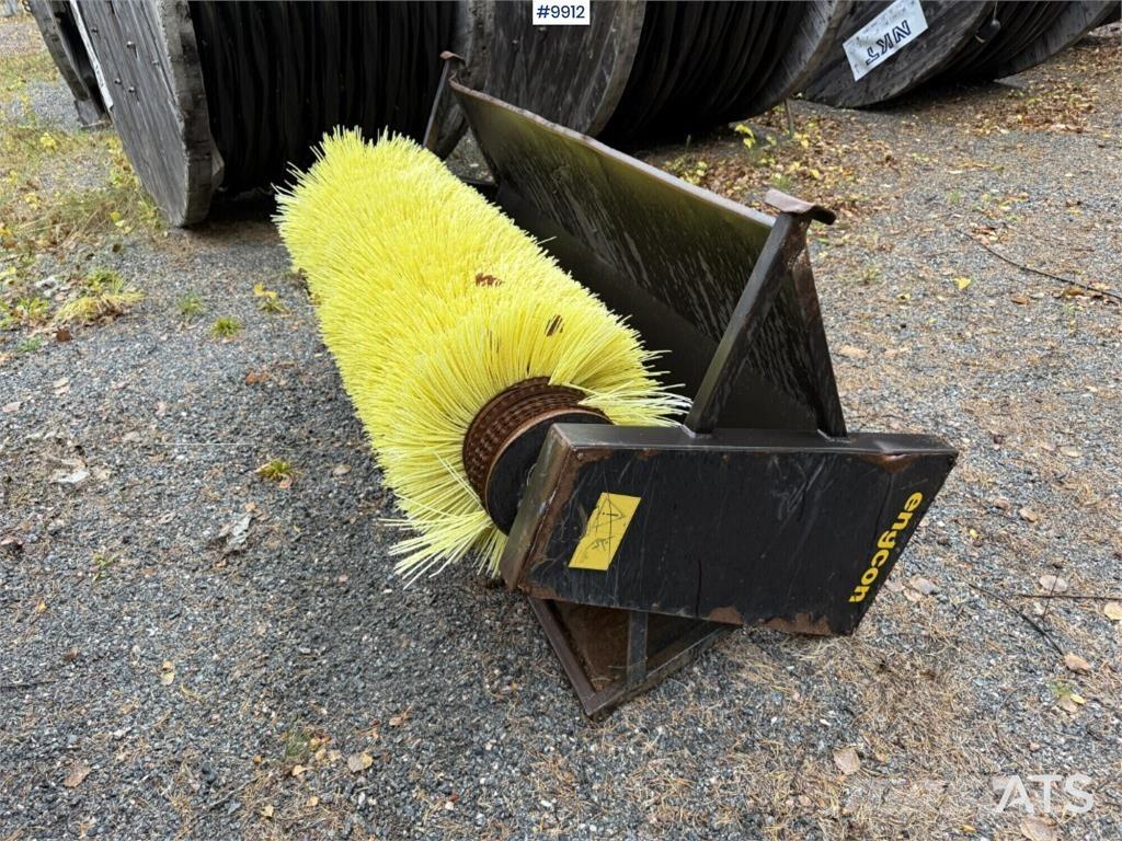 Engcon SOP-SR1800-S60 Навесные щетки