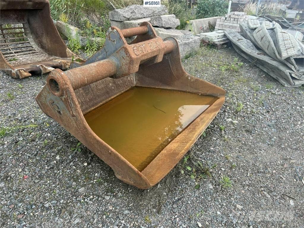 Götene RT 1800 Ковши