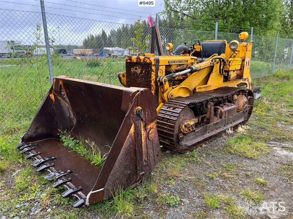 International L125 Гусеничные бульдозеры