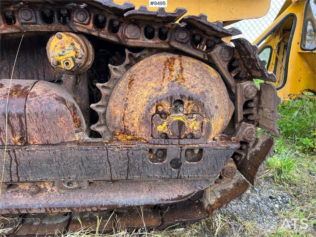 International L125 Гусеничные бульдозеры