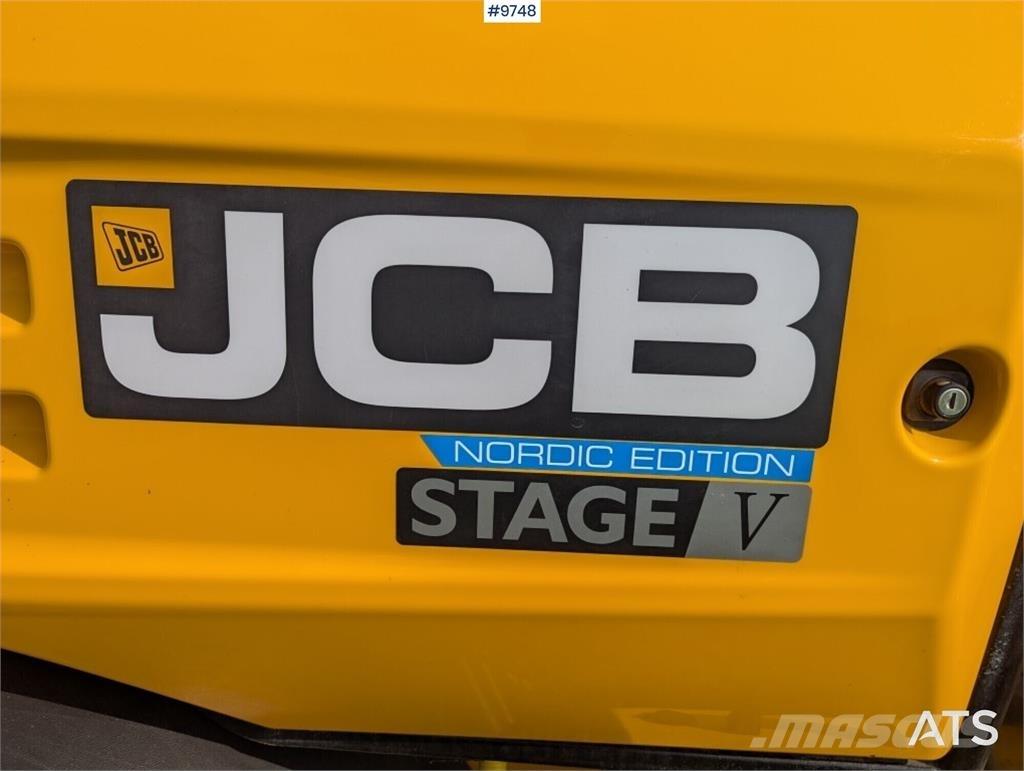 JCB 409 Фронтальные погрузчики