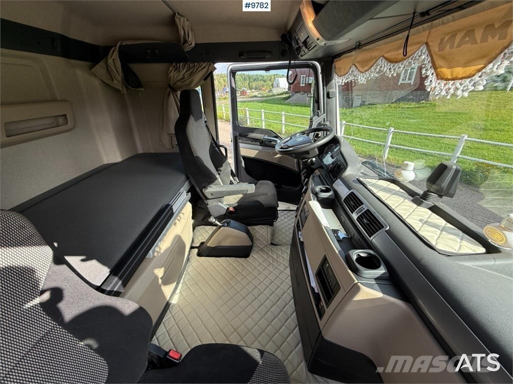 MAN TGX 26.500 6X2 Грузовики-Мультилифты