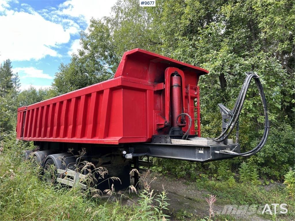 RKP -3-10.5/8.4-SOKI Самосвальные полуприцепы