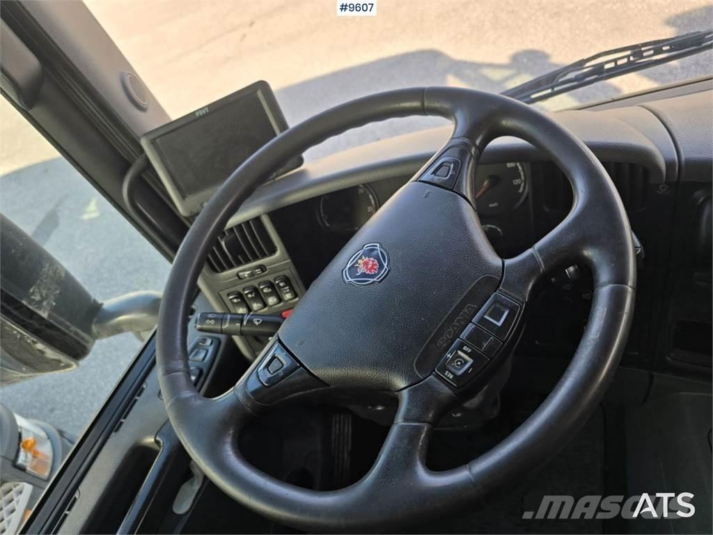 Scania P320 Skåpbil Грузовики-Фургоны
