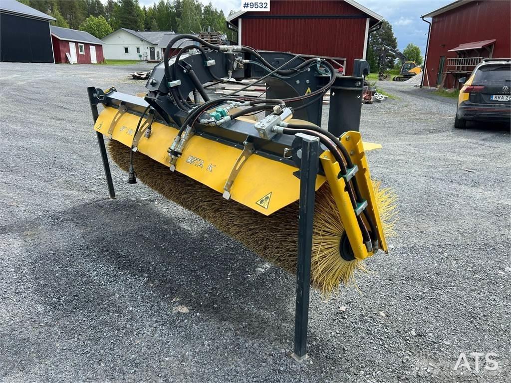 Stark RSW 3000S Навесные щетки