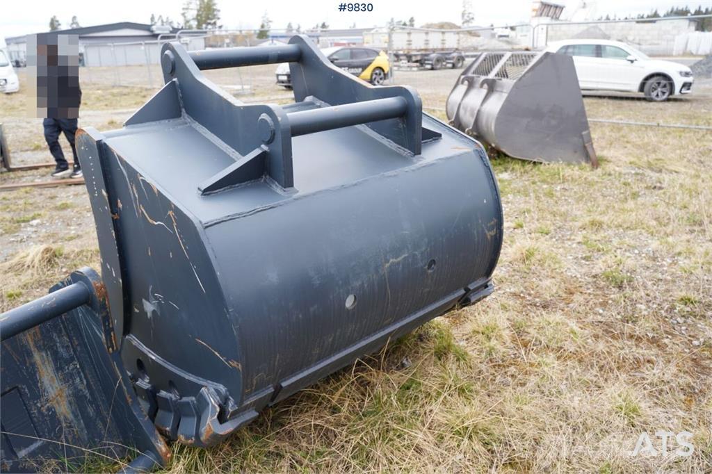  TOBA Tooth bucket S80 Ковши