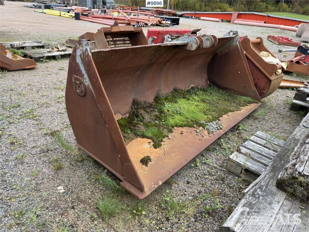 Viby Jern B20 Ковши