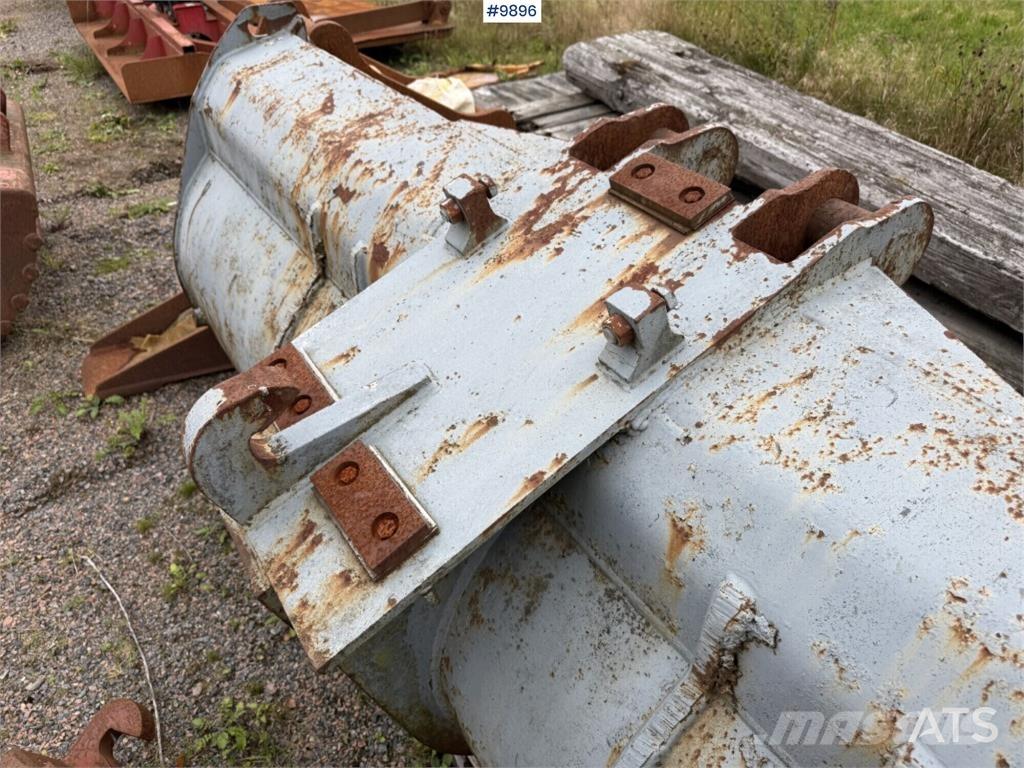 Viby Jern B20 Ковши