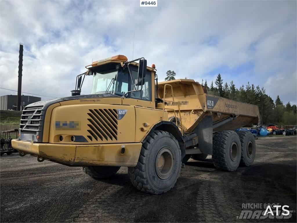 Volvo A25D Шарнирно-сочленённые самосвалы