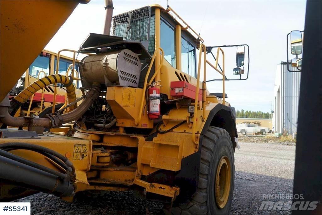 Volvo A35D 6x6 Шарнирно-сочленённые самосвалы
