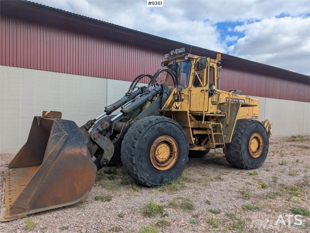 Volvo BM 4600B  Колесные бульдозеры