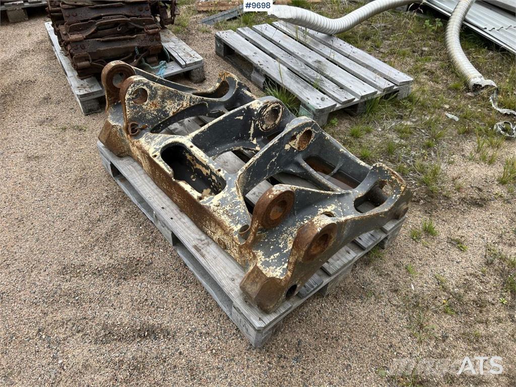 Volvo bracket Компоненты строительной техники