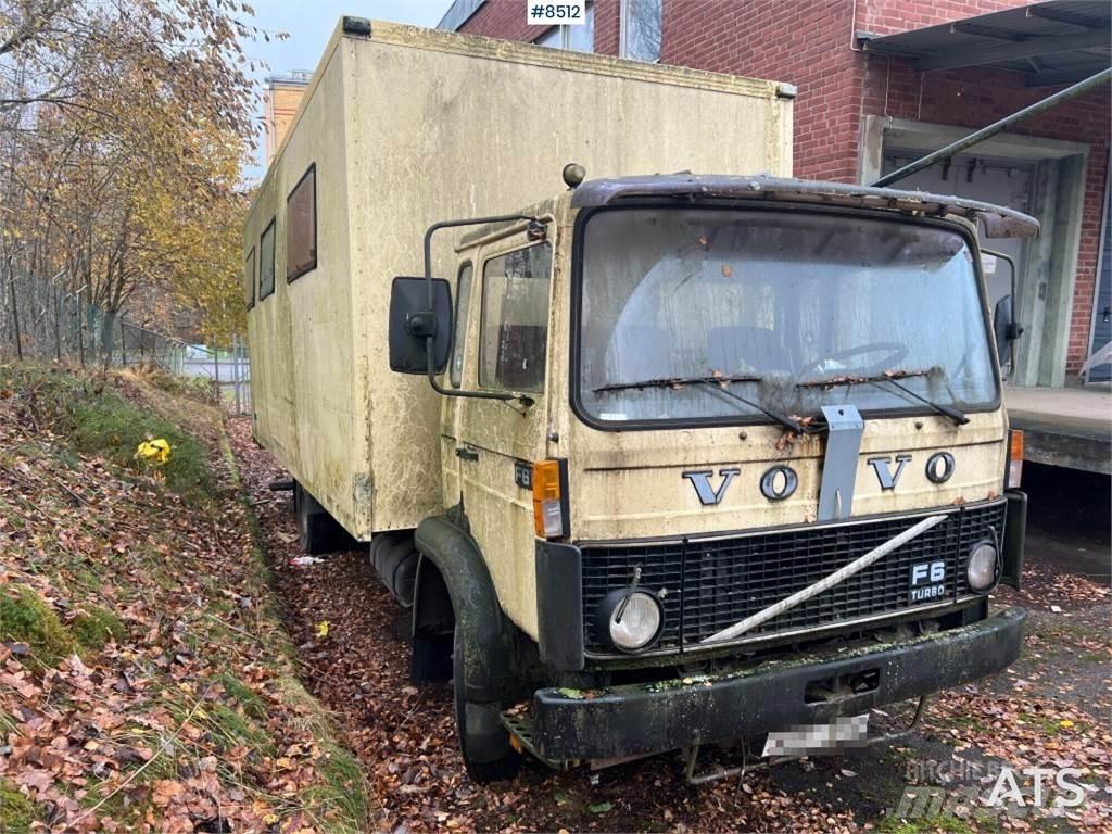 Volvo F610 4x2 Грузовики-Фургоны