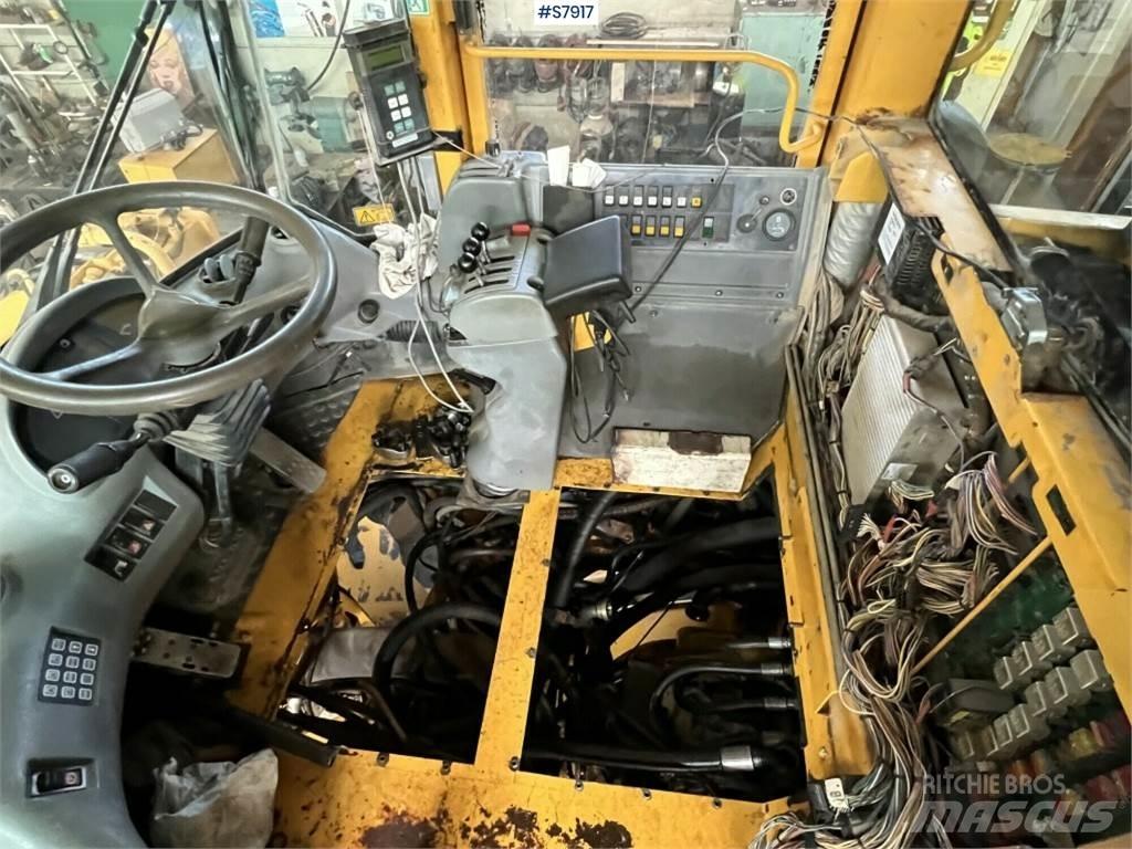 Volvo L220D Фронтальные погрузчики