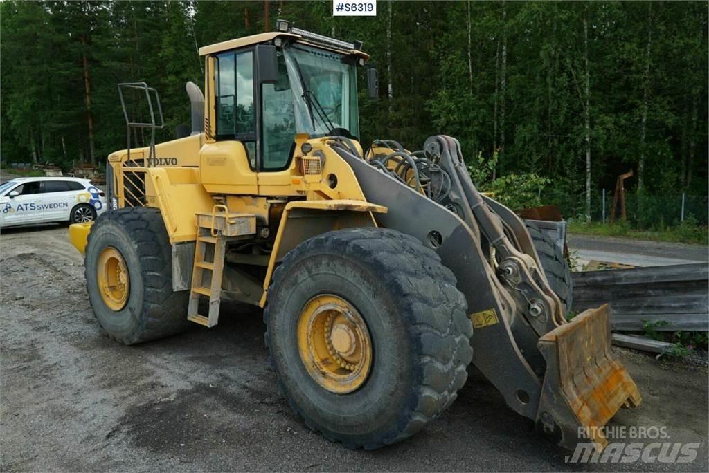 Volvo L220F Фронтальные погрузчики