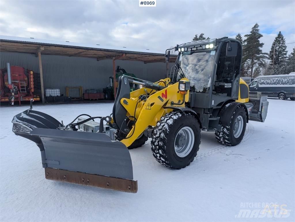 Wacker Neuson WL52 Колесные бульдозеры