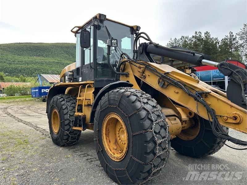 CAT 930 G Фронтальные погрузчики
