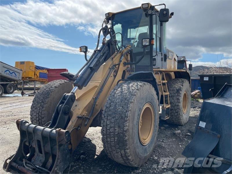 CAT 930 H Фронтальные погрузчики
