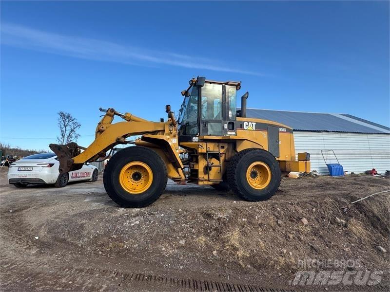 CAT 938G Фронтальные погрузчики