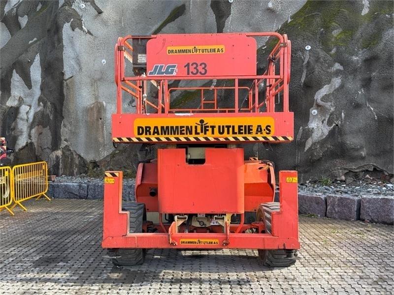JLG 4394RT Ножничные подъемники