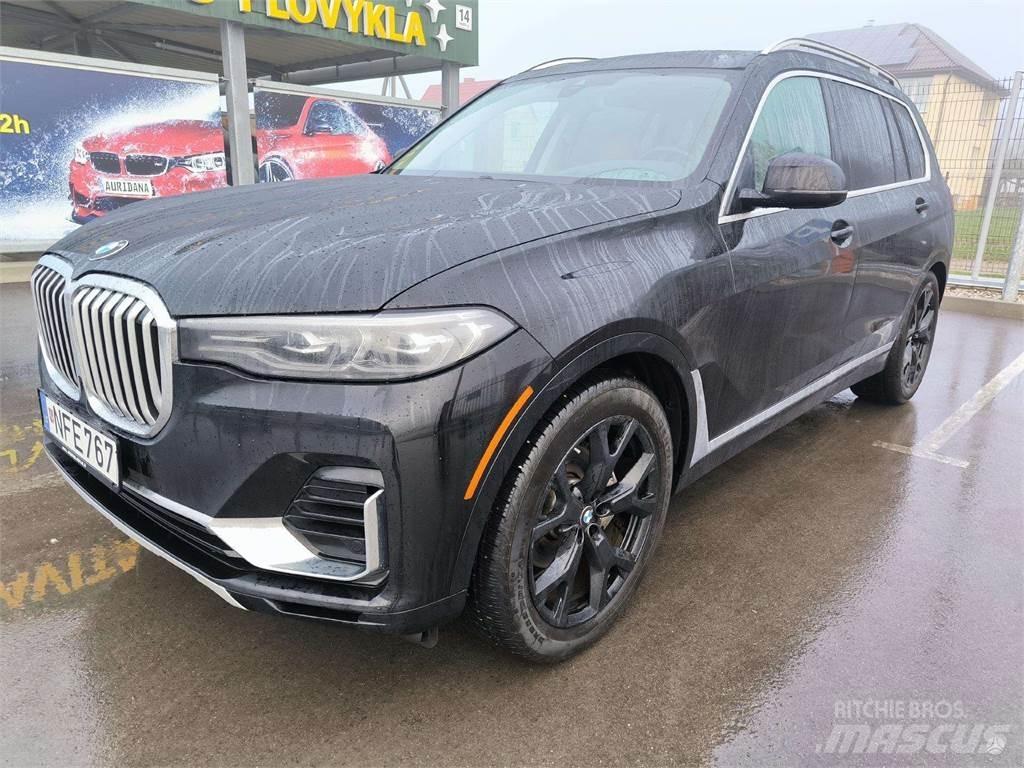 BMW  Легковые автомобили