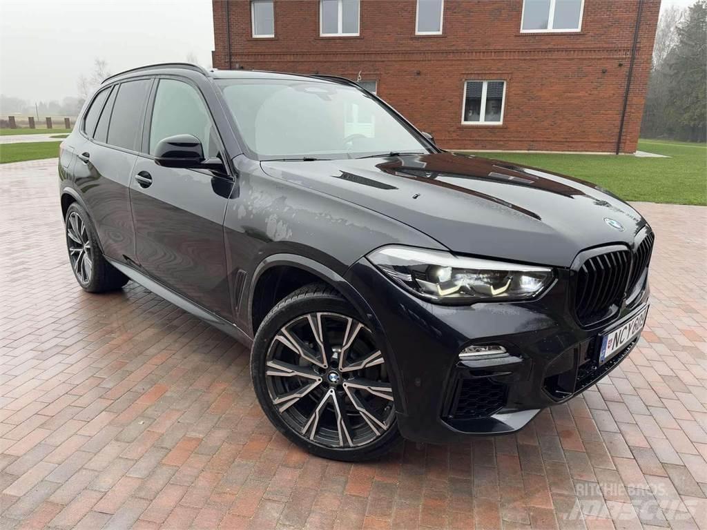 BMW  Легковые автомобили