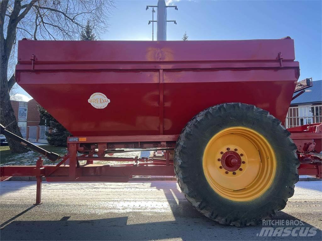 Bredal B80 Разбрасыватели минеральных удобрений