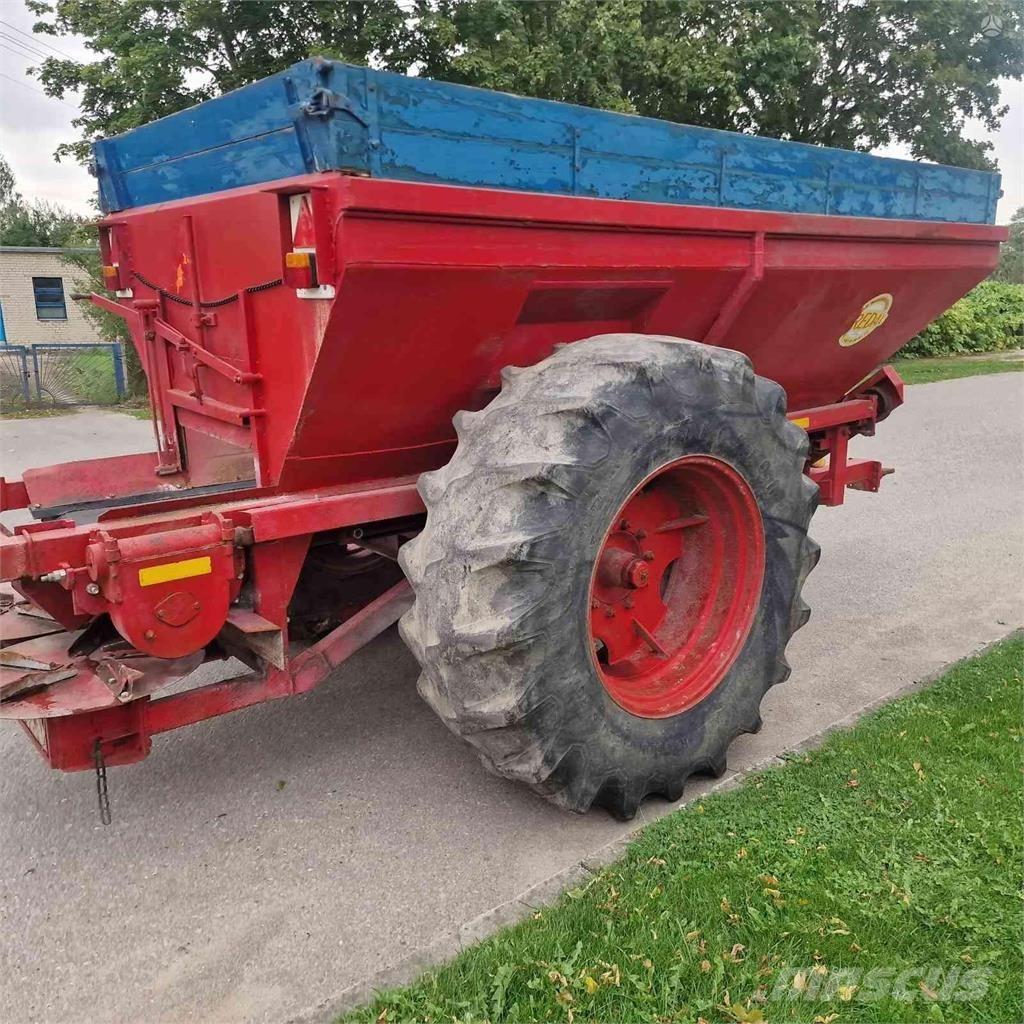 Bredal B80 Разбрасыватели минеральных удобрений