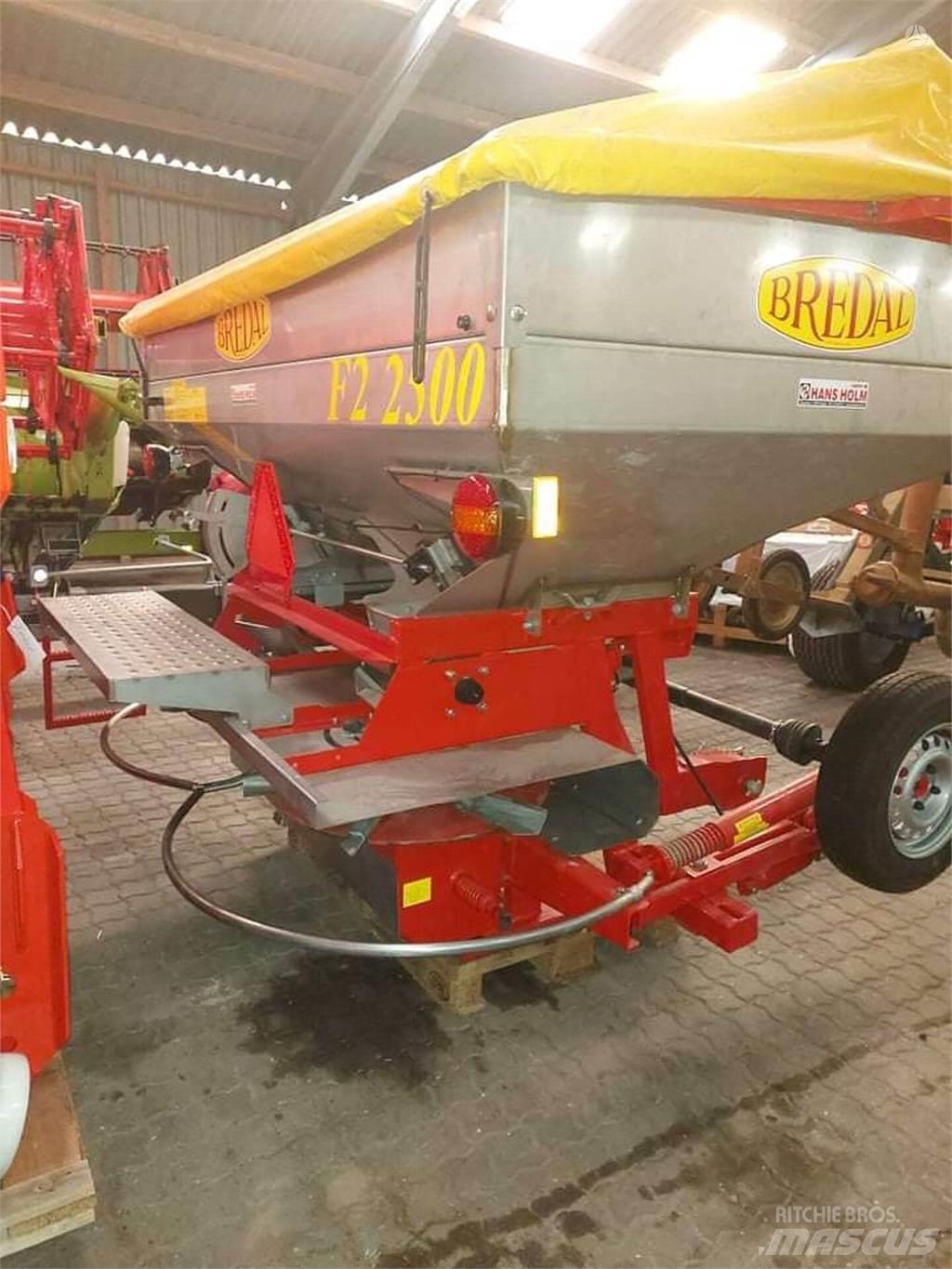 Bredal F2 2500 Разбрасыватели минеральных удобрений