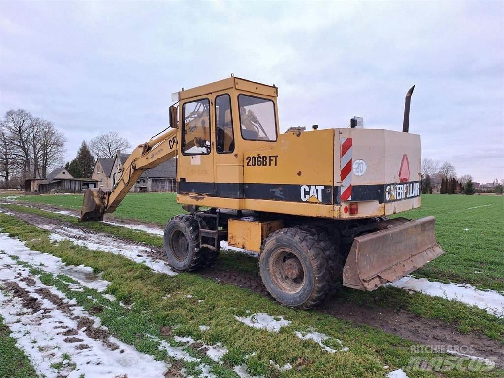 CAT 206 B FT Гусеничные экскаваторы