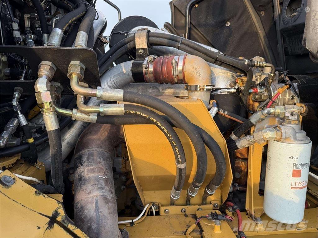 CAT 730 Шарнирно-сочленённые самосвалы