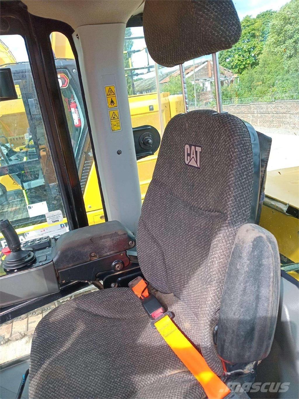 CAT CS 66 B Грунтовые катки