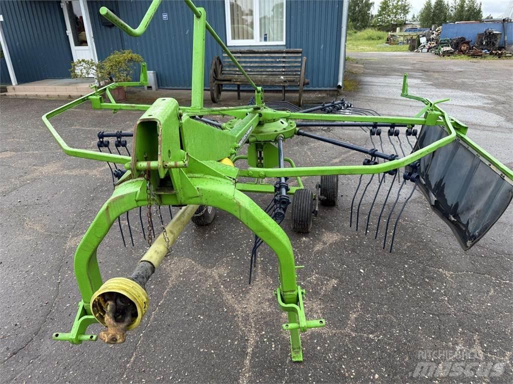 Deutz-Fahr 300 Кормораздатчики