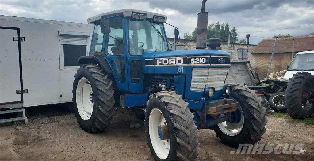 Ford 8210 Трактора