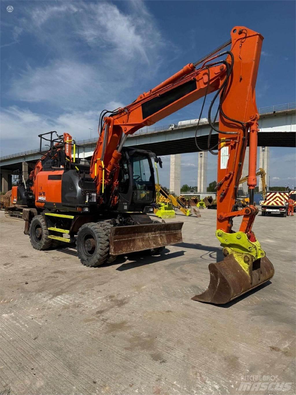 Hitachi ZX145W-6 Гусеничные экскаваторы