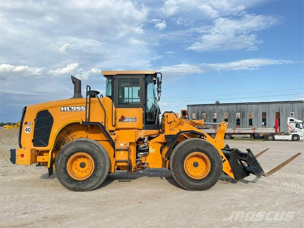 Hyundai HL 955 Фронтальные погрузчики