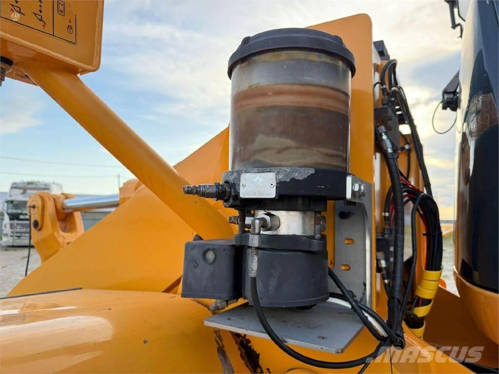 Hyundai HL 955 Фронтальные погрузчики