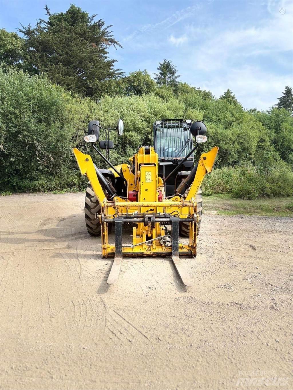 JCB 540-170 Телескопические погрузчики