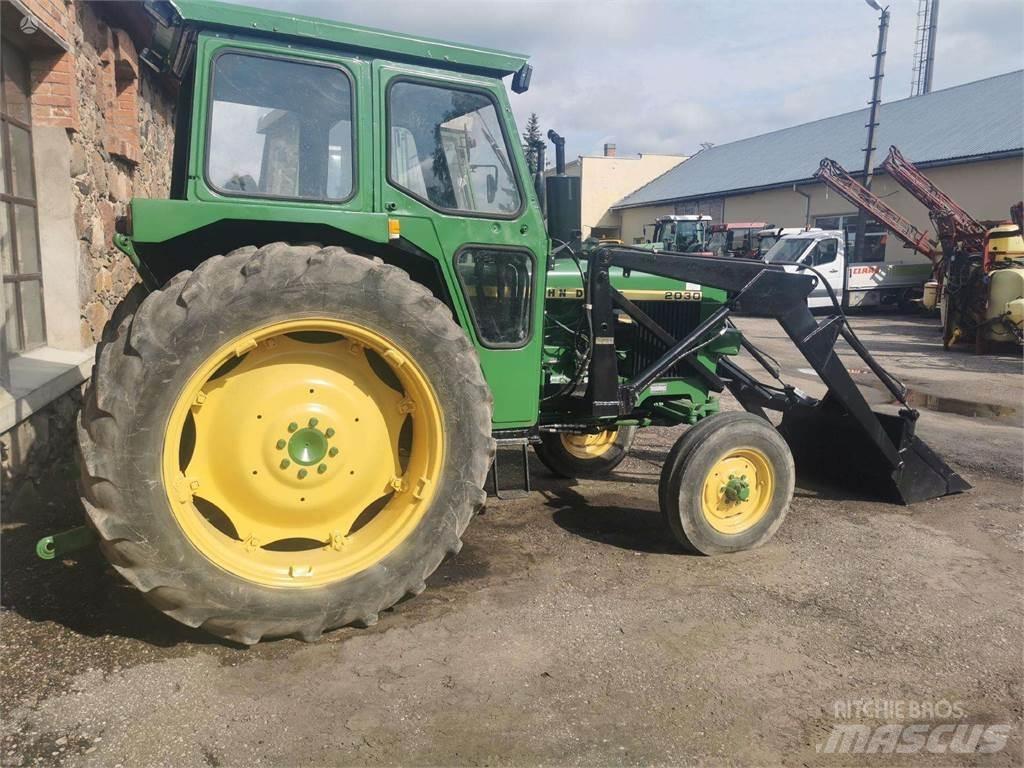 John Deere 2030 Трактора