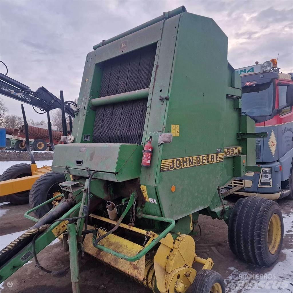 John Deere 590 Рулонные пресс-подборщики