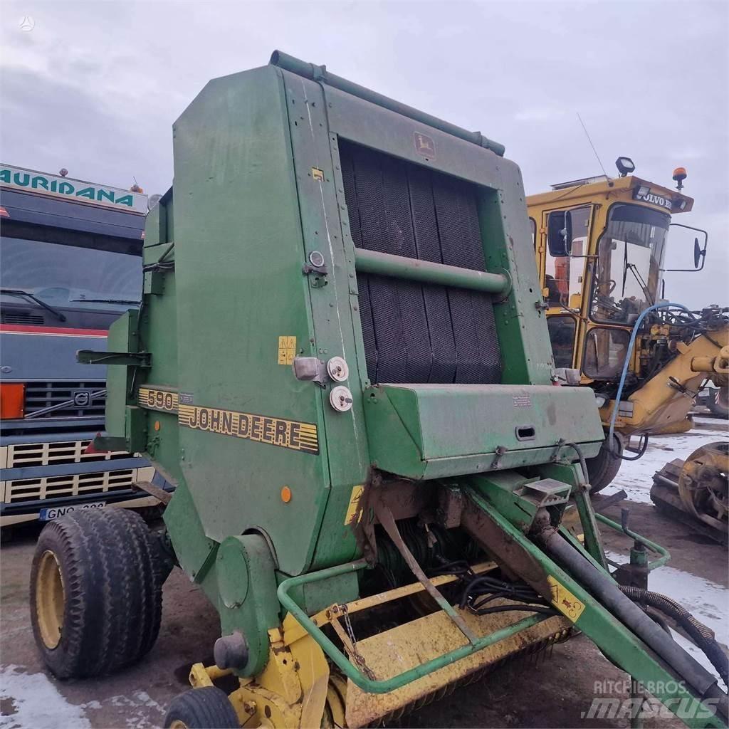 John Deere 590 Рулонные пресс-подборщики
