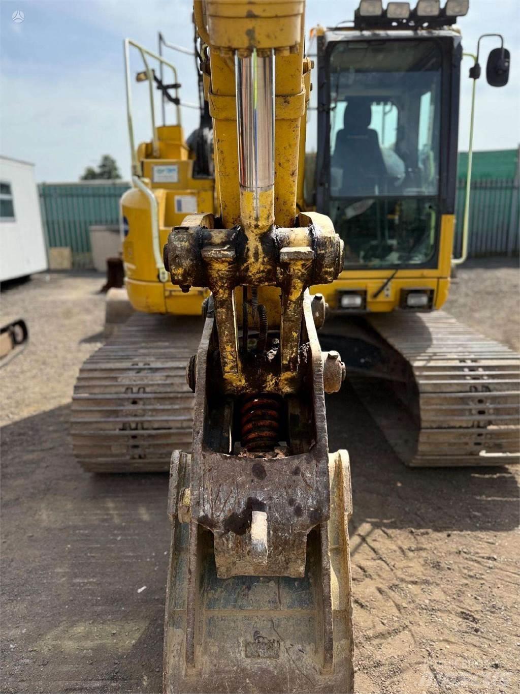 Komatsu PC138US Гусеничные экскаваторы