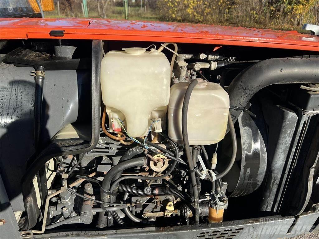 Kubota GL320 Трактора
