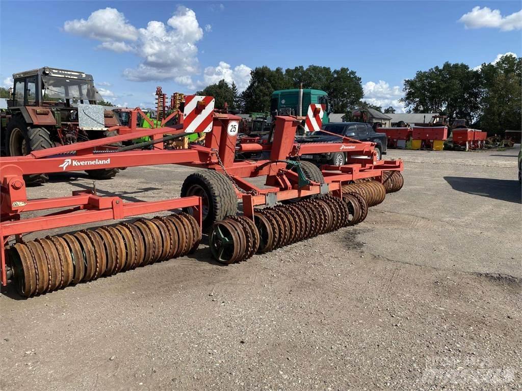 Kverneland 920 Катки полевые