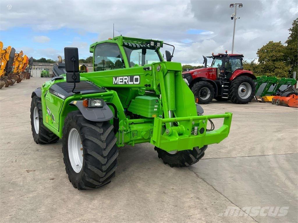 Merlo TF42.7 Трактора с фронтальным погрузчиком