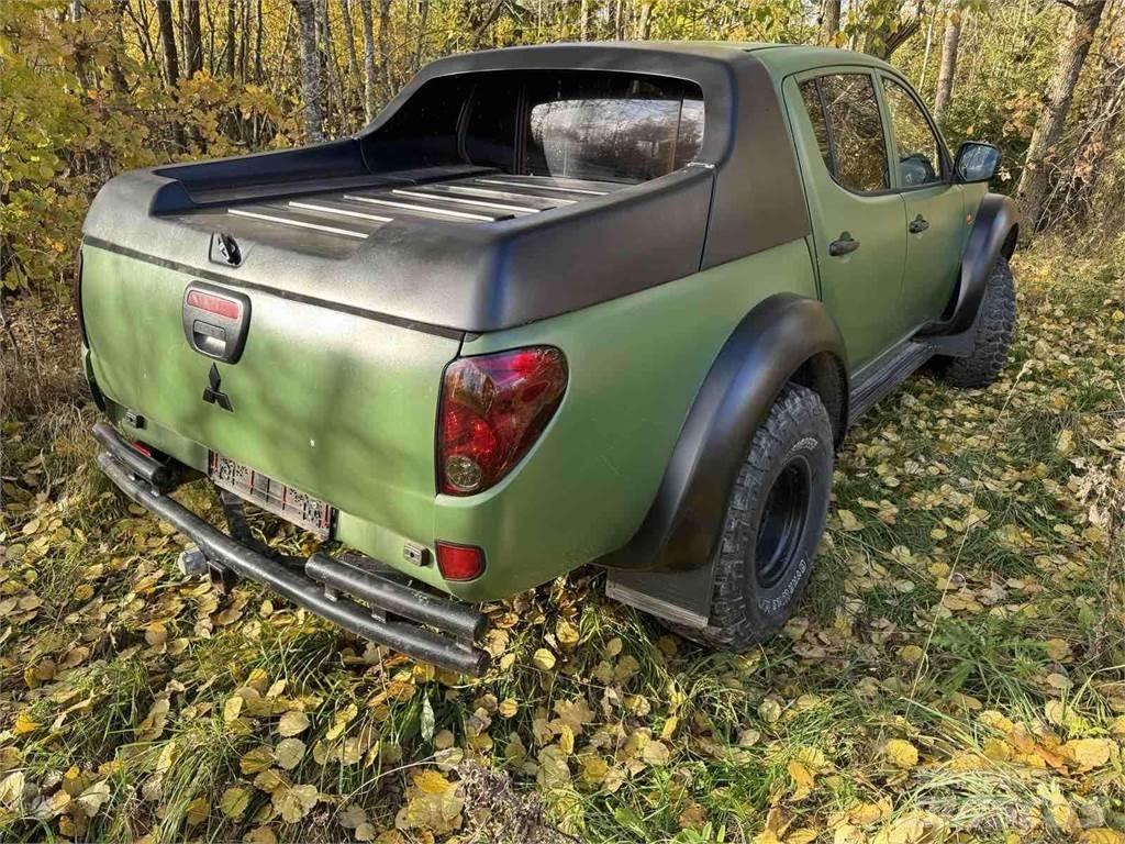Mitsubishi  Легковые автомобили