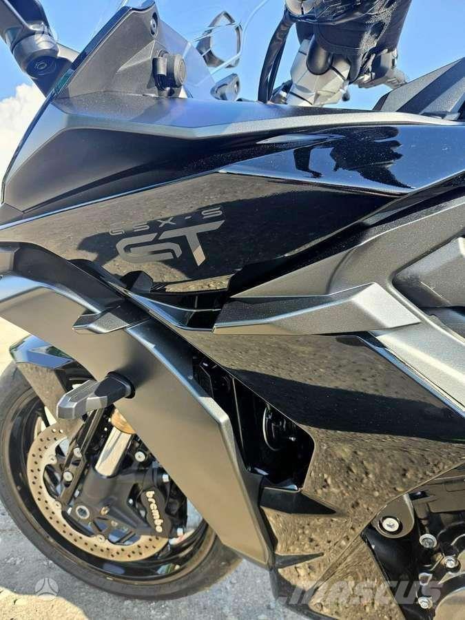 Suzuki  Мотовездеходы UTV