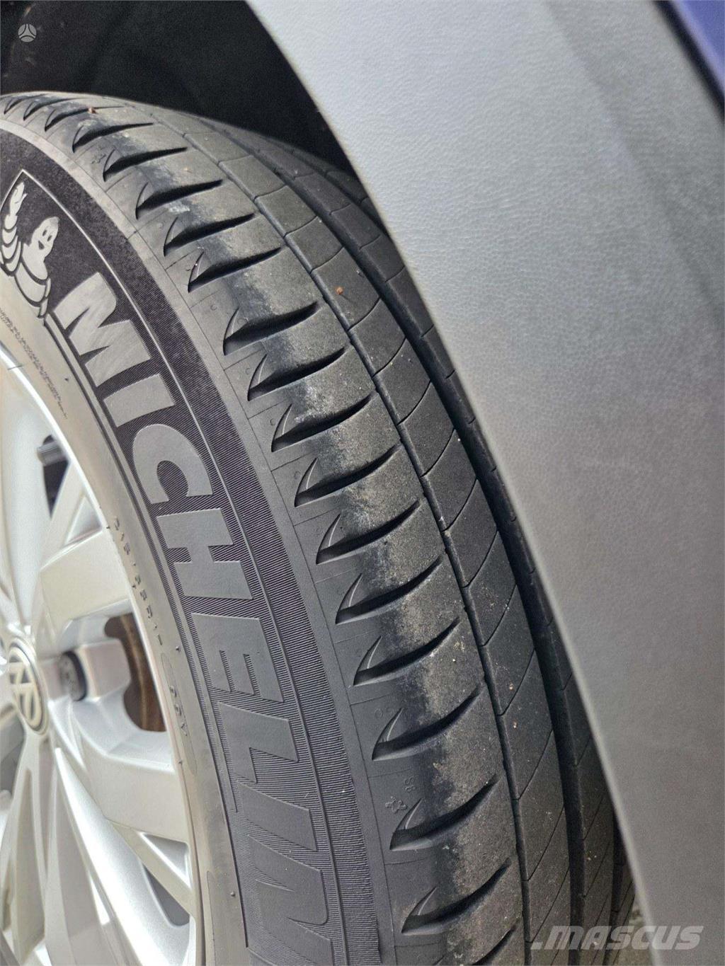 Volkswagen  Легковые автомобили