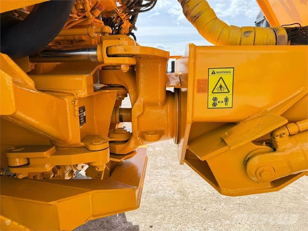 Volvo A25C Шарнирно-сочленённые самосвалы